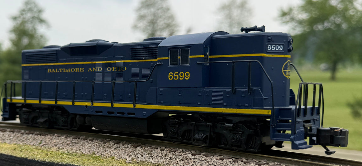 Deluxe Series EMD GP-9 — americanmodelsllc